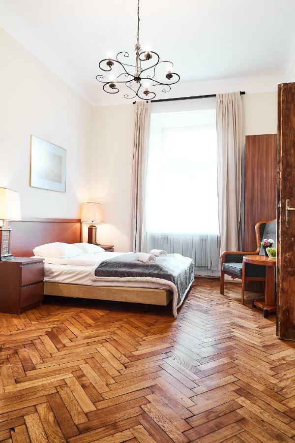Prestige Location Apartments Pijarska Street Krasków Εξωτερικό φωτογραφία