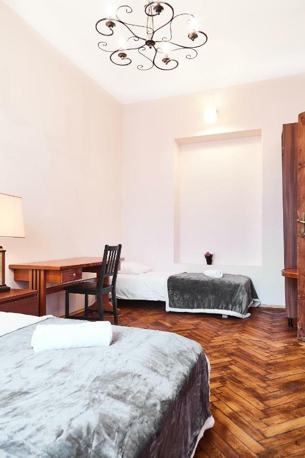 Prestige Location Apartments Pijarska Street Krasków Εξωτερικό φωτογραφία